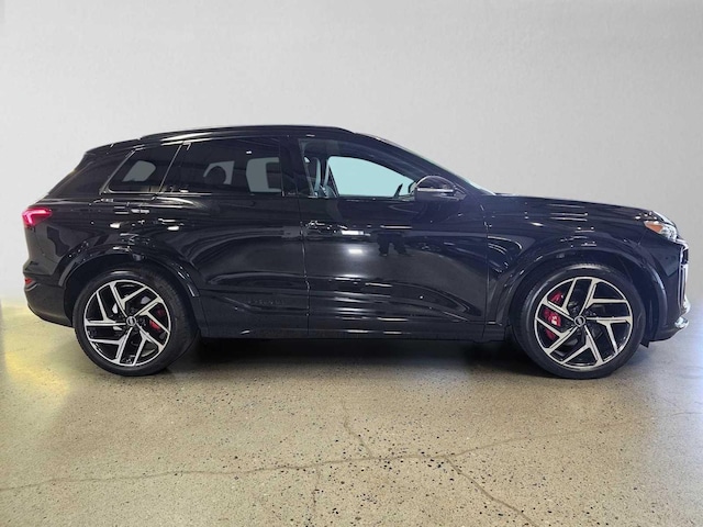 2025 Audi SQ6 e-tron