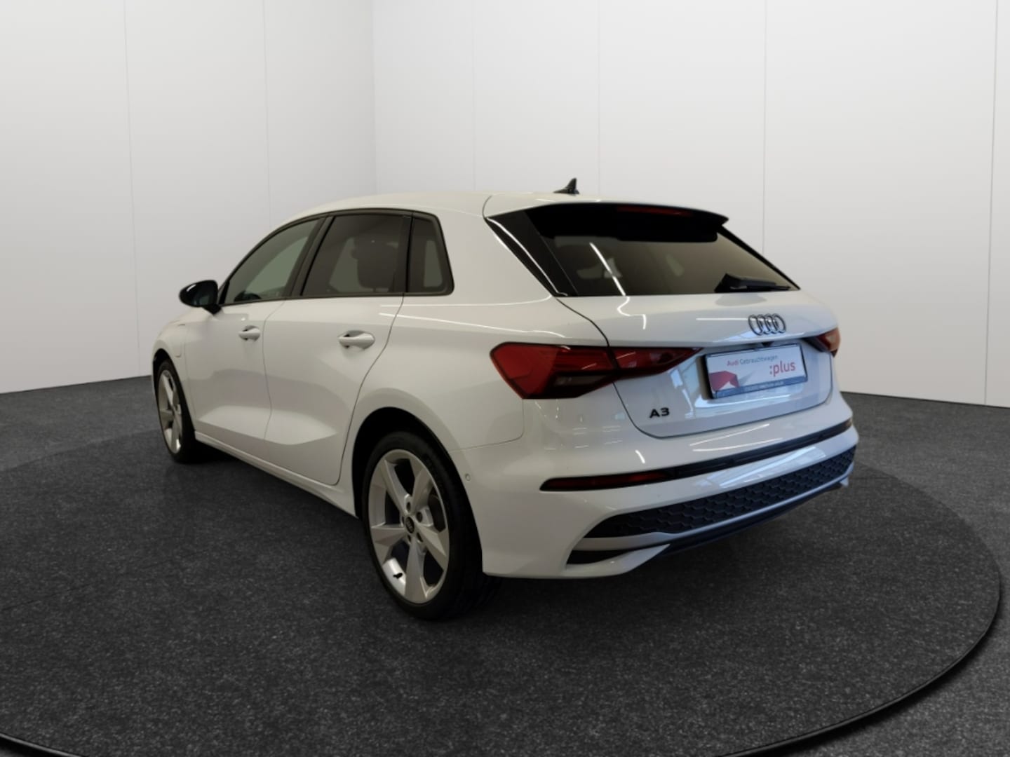 Bild über Audi A3 Sportback TFSI e advanced 40 TFSI e S tronic - für weitere Informationen kontaktieren Sie den Audi Partner