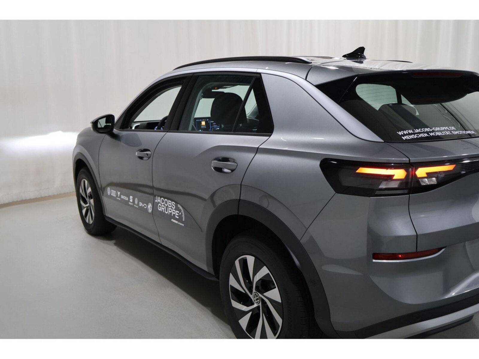 Volkswagen T-Roc – Bild 13