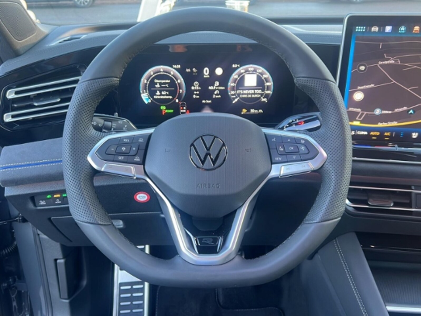 Volkswagen Tiguan – Bild 8