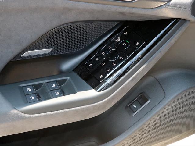 2025 AUDI S6 - Image 30