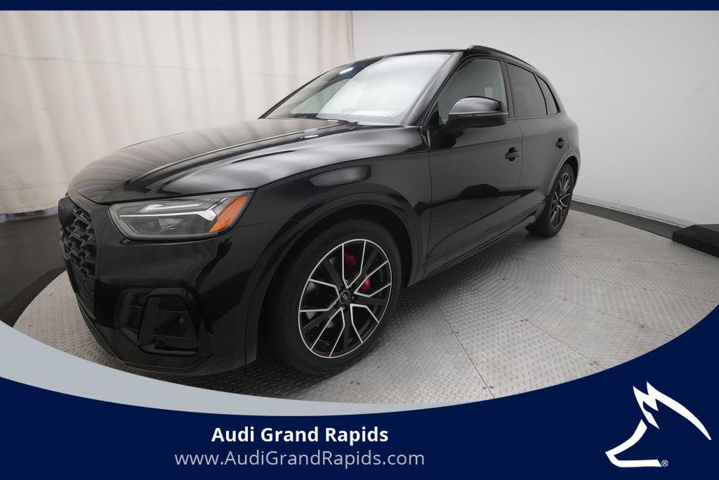 2024 Audi SQ5 Premium Plus's photo