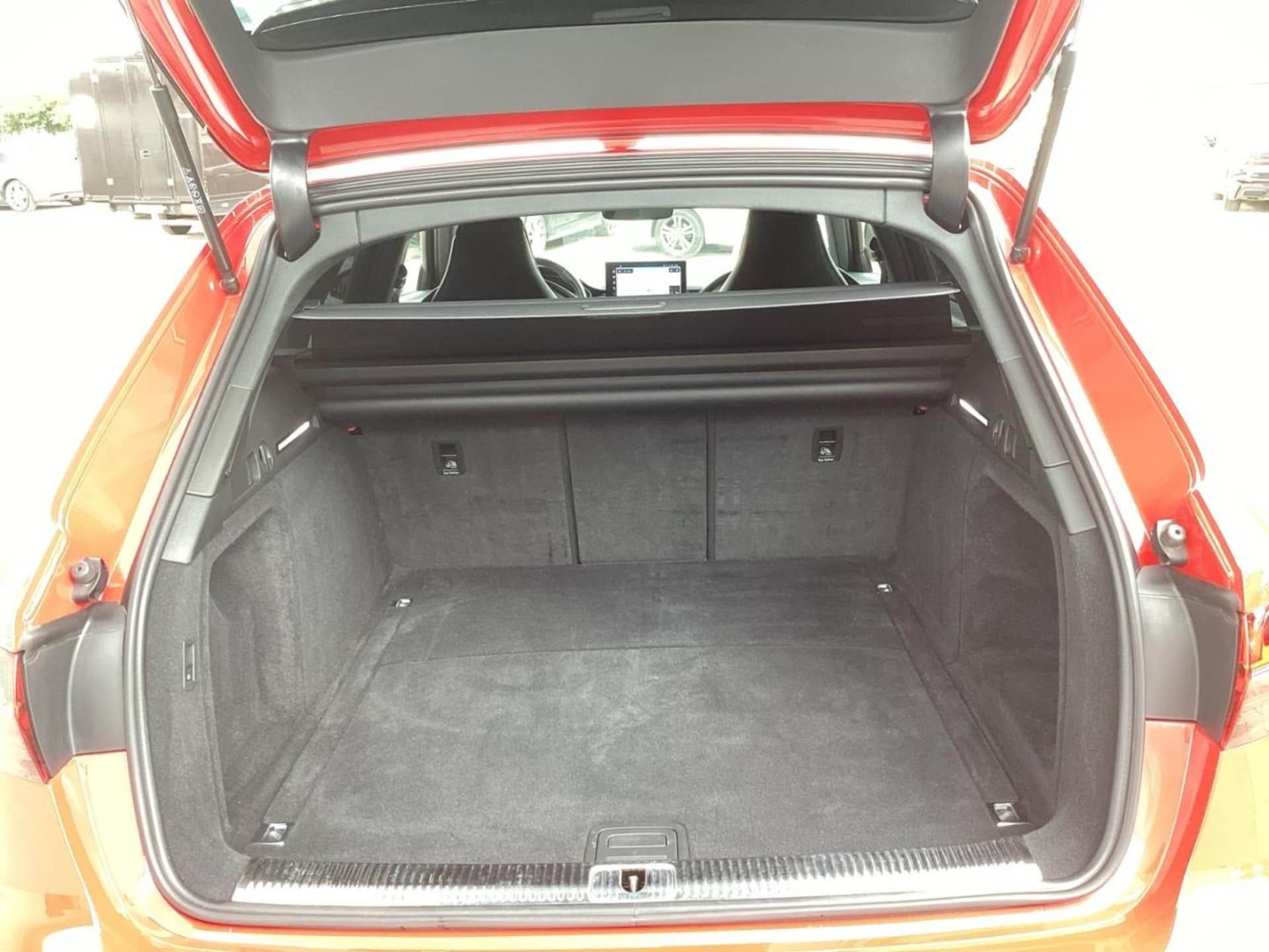 Audi A4 Avant S line