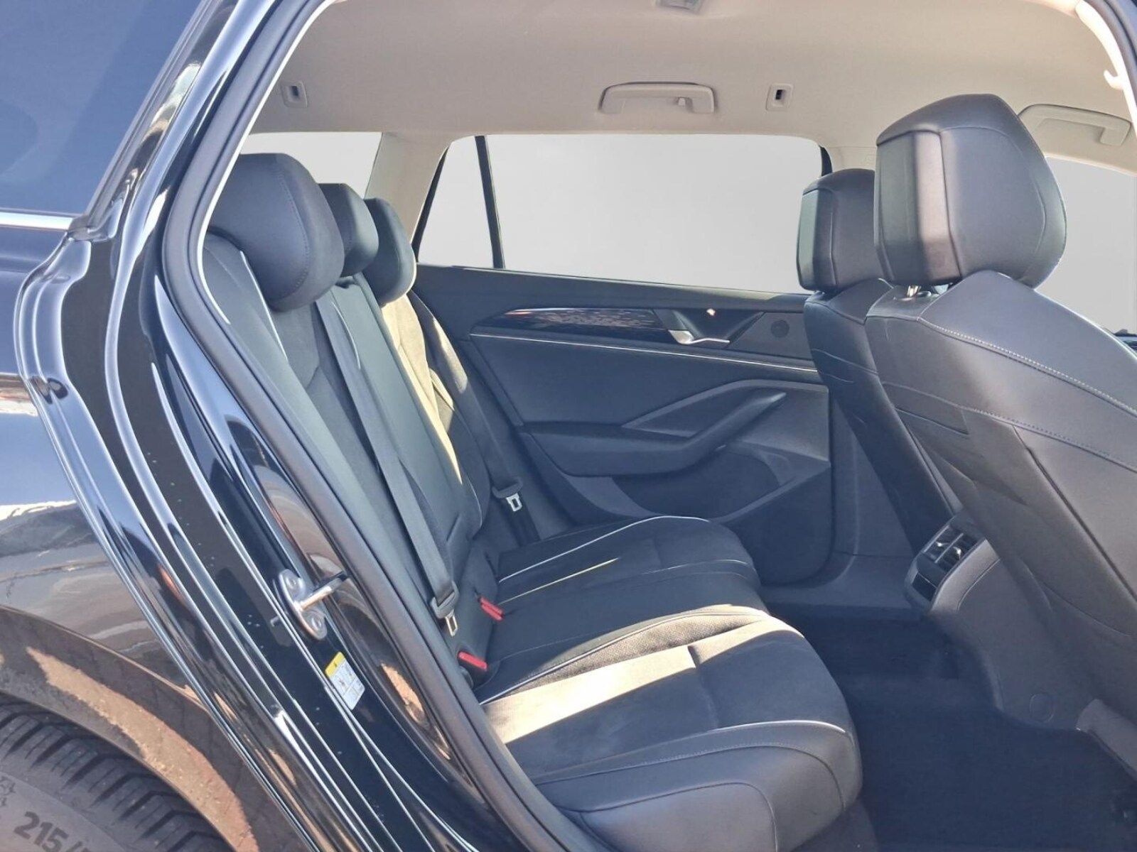 Volkswagen Passat – Bild 5