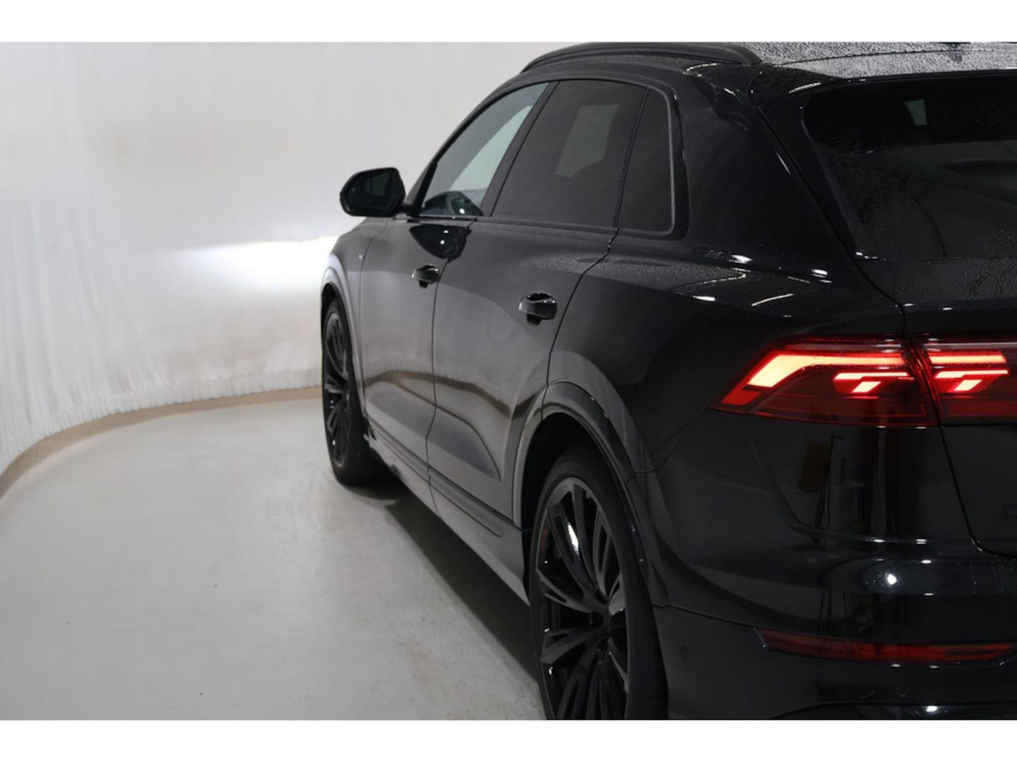 Bild über Audi Q8 SUV 50 TDI quattro tiptronic - für weitere Informationen kontaktieren Sie den Audi Partner