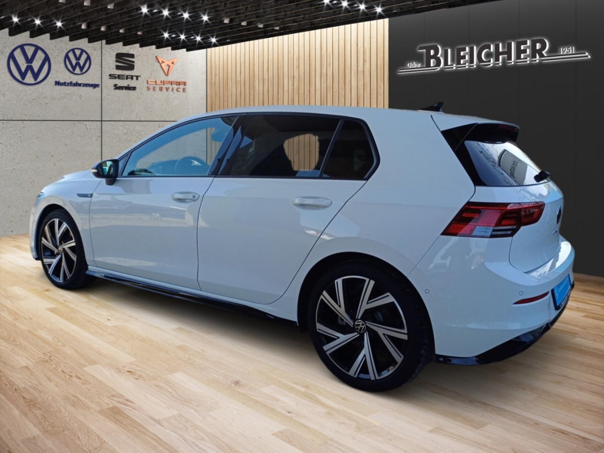 Volkswagen Golf R-Line