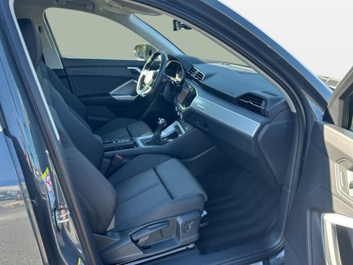 Bild über Audi Q3 advanced 35 TDI S tronic - für weitere Informationen kontaktieren Sie den Audi Partner