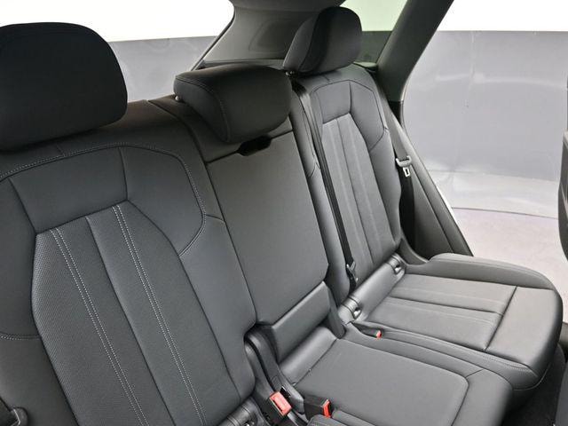 2025 Audi New Q5 Premium Plus - Photo 16
