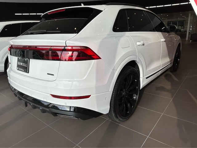 2026 Audi Q8