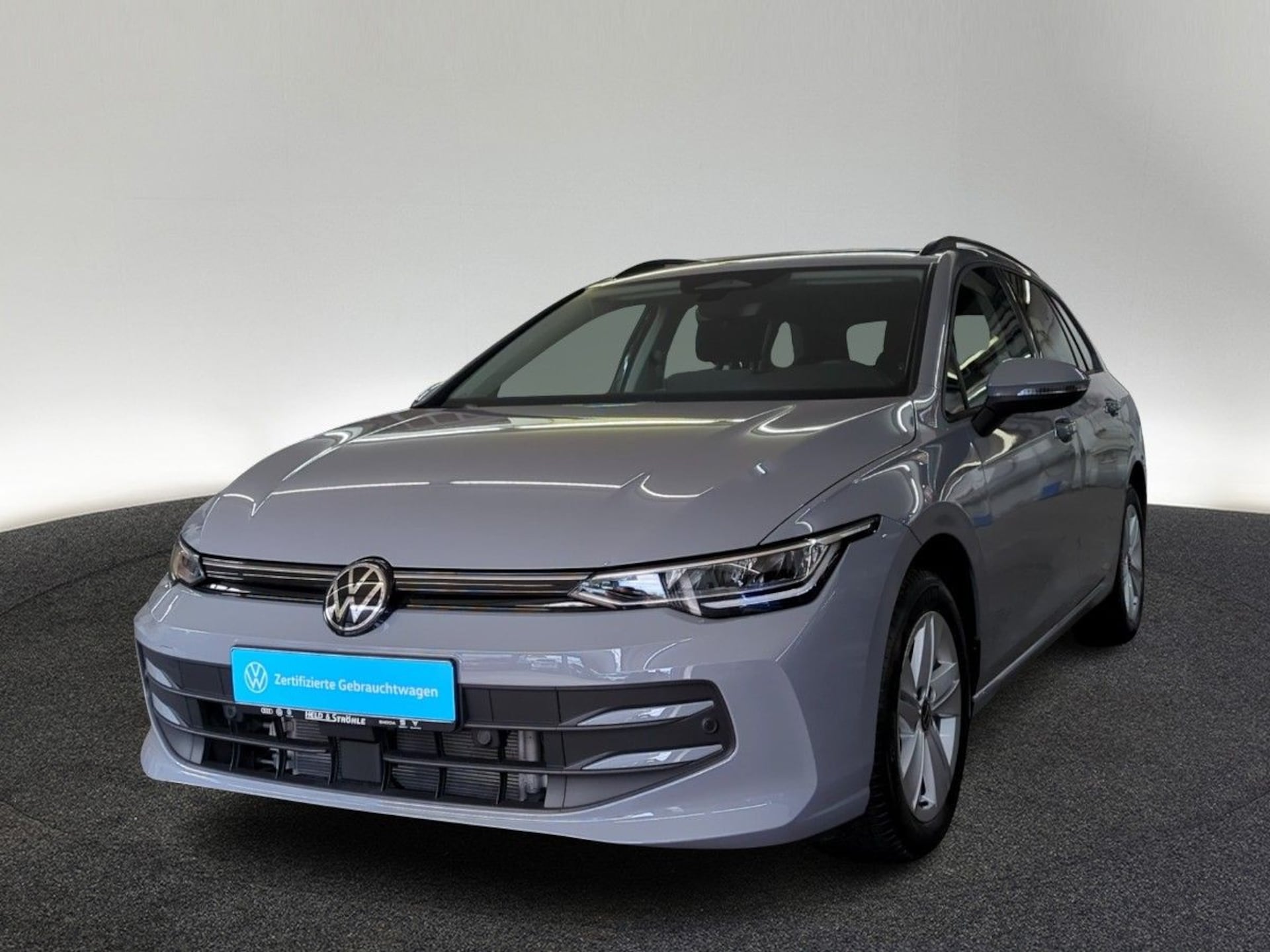 Volkswagen Golf Variant Life