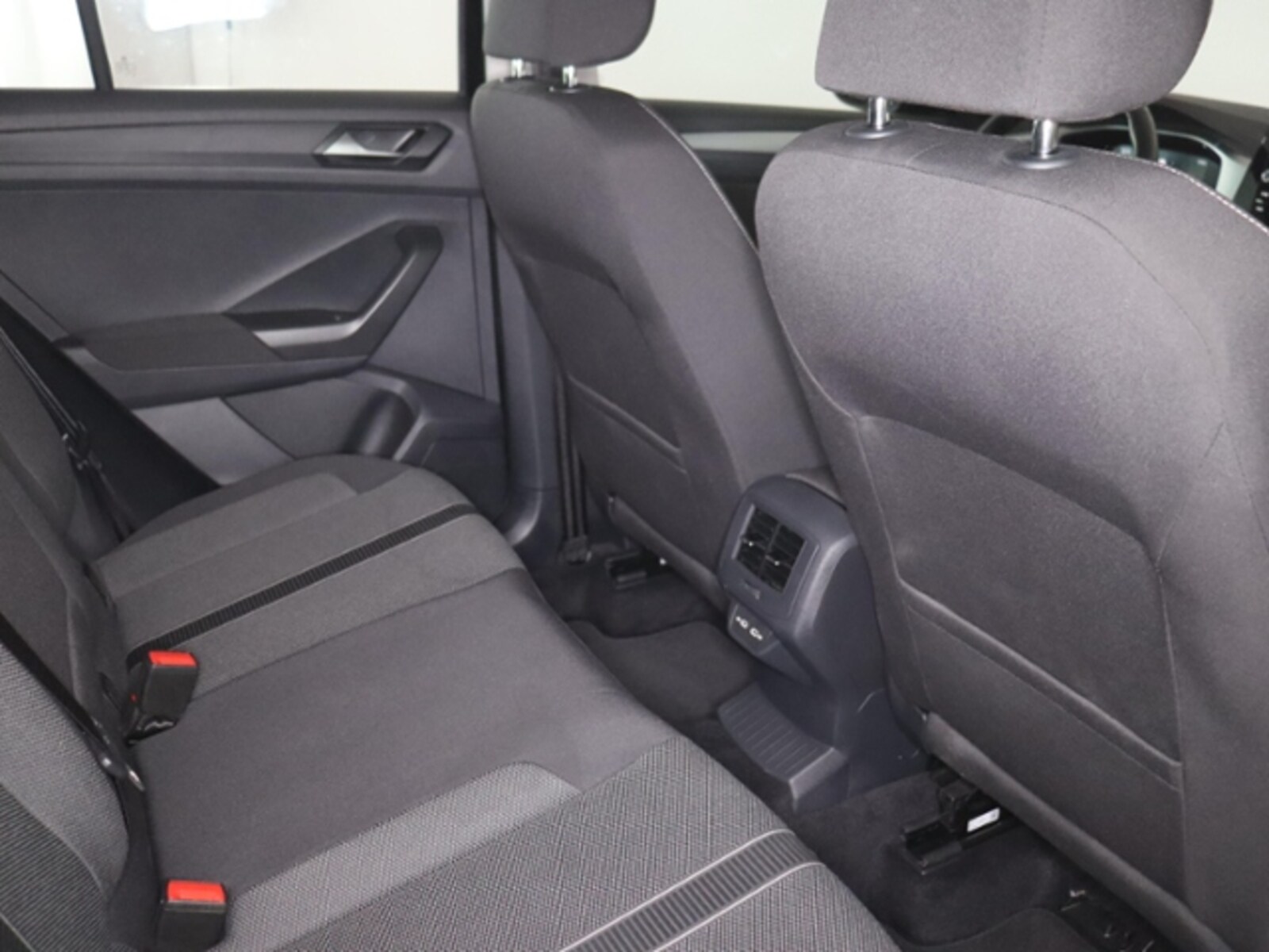 Volkswagen T-Roc – Bild 12
