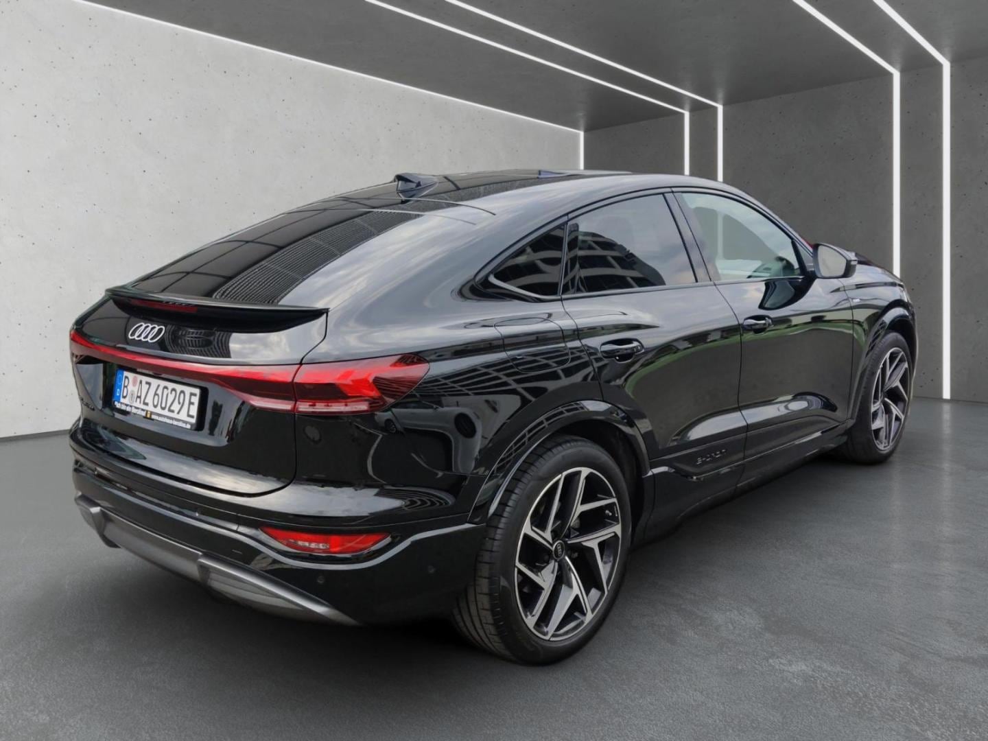 Bild über Audi Q6 Sportback e-tron e-tron 185 kW - für weitere Informationen kontaktieren Sie den Audi Partner