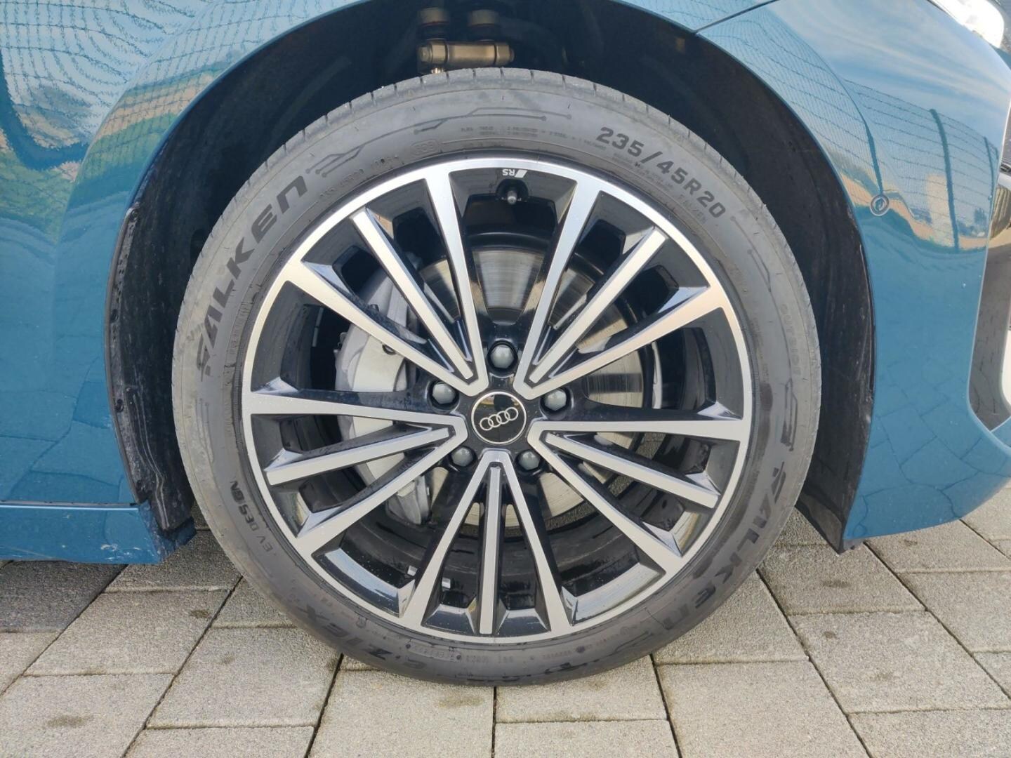 Bild über Audi A6 Sportback e-tron e-tron performance - für weitere Informationen kontaktieren Sie den Audi Partner