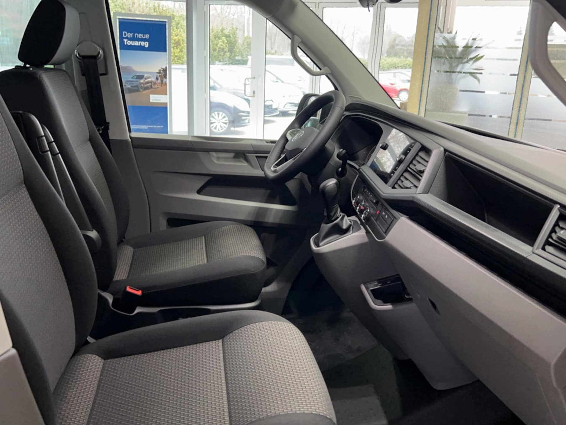 Volkswagen T6.1 Transporter Kombi kurzer Radstand
