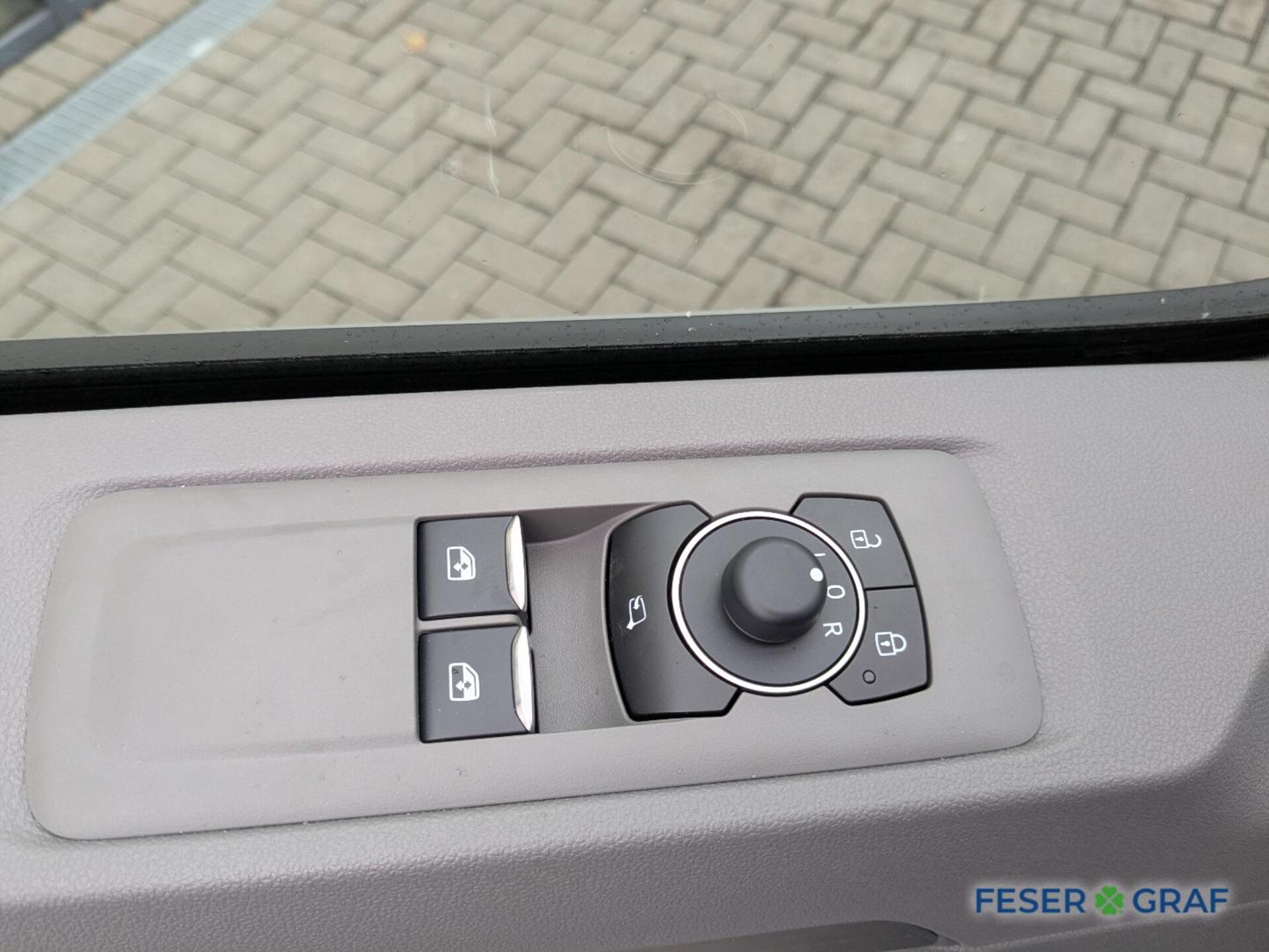 Volkswagen Transporter Kasten langer Radstand