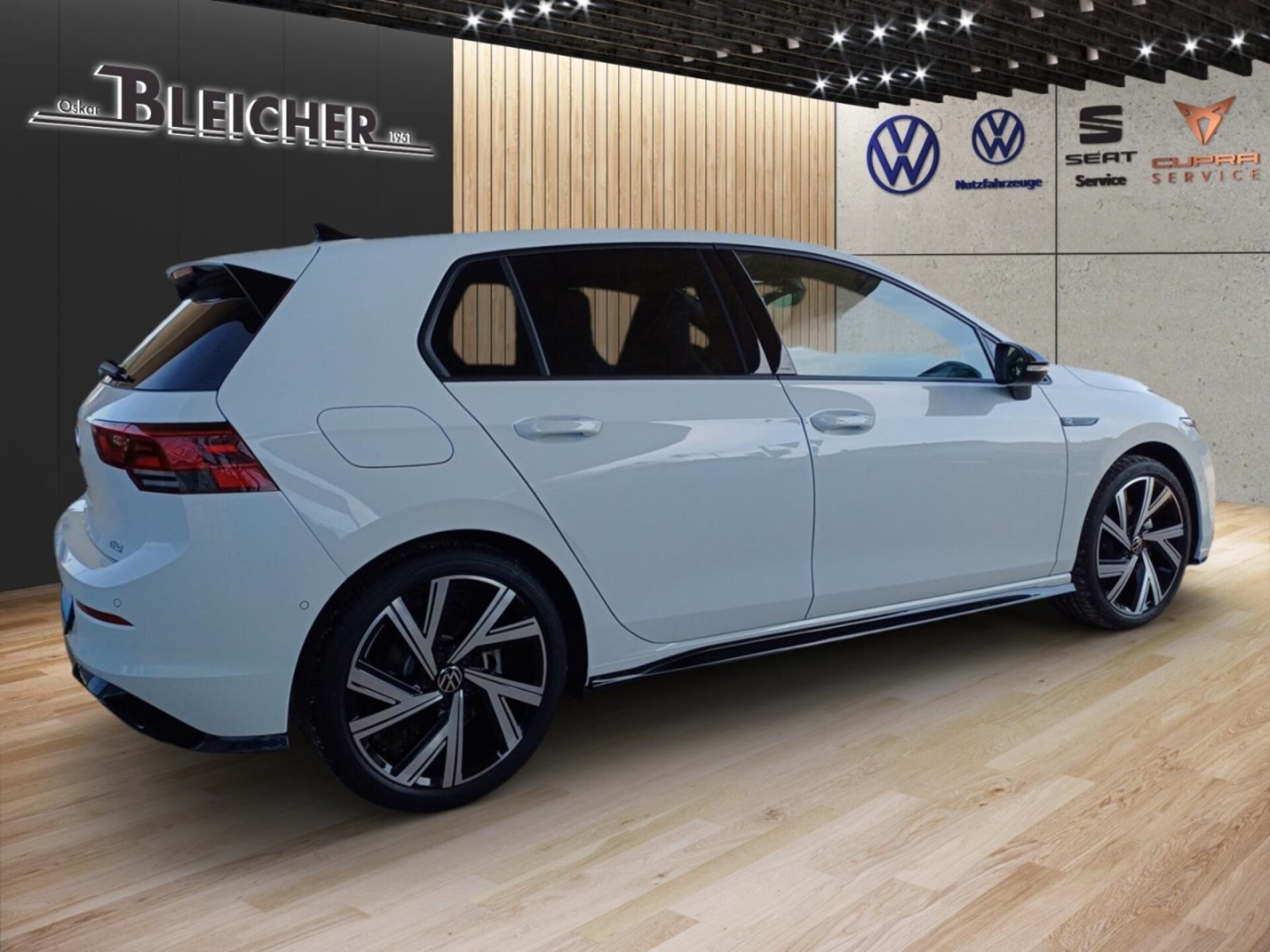 Volkswagen Golf R-Line