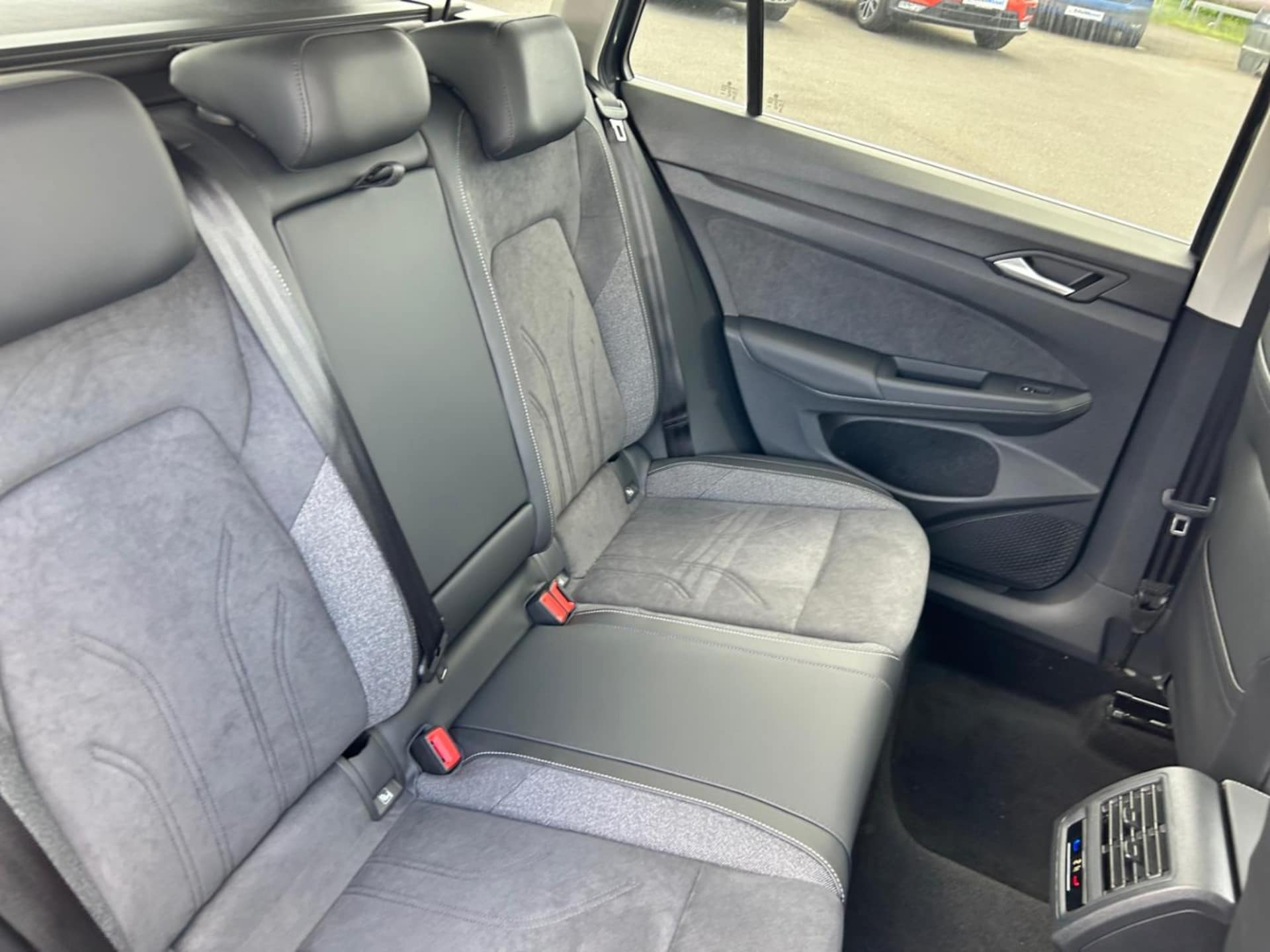 Volkswagen Golf Variant Style