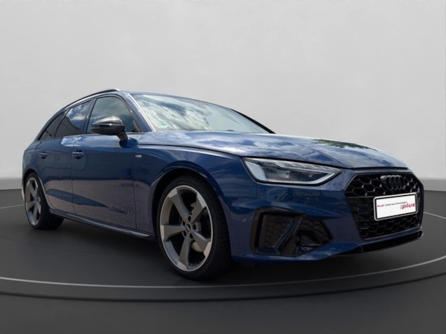 Bild über Audi A4 Avant S line 35 TFSI S tronic - für weitere Informationen kontaktieren Sie den Audi Partner