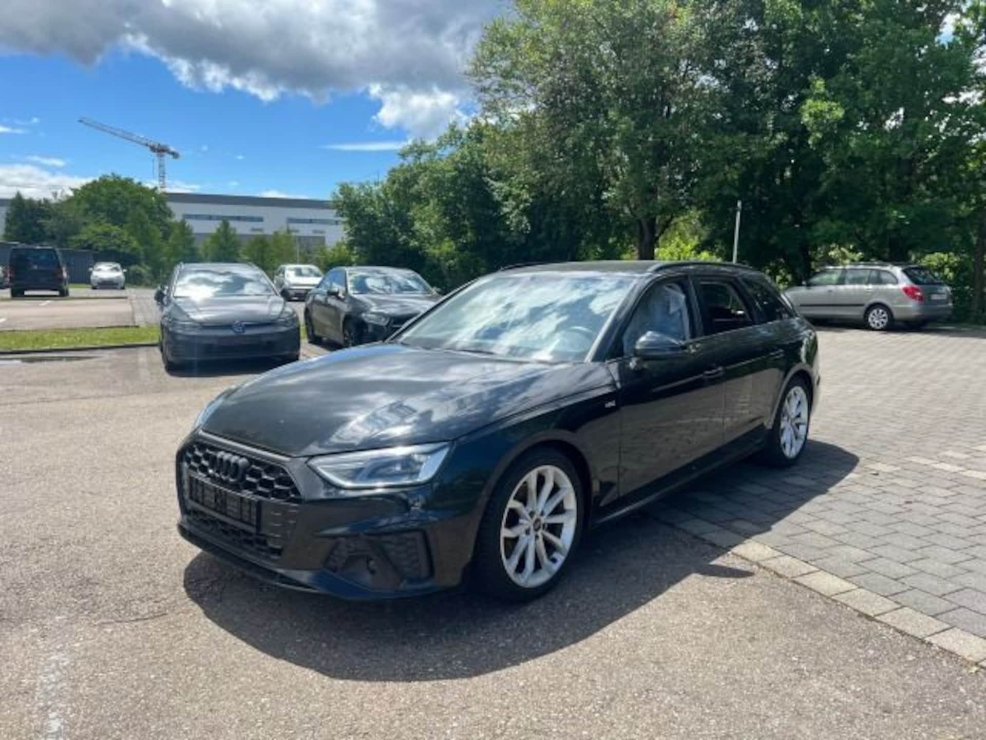 Audi A4 Avant S line