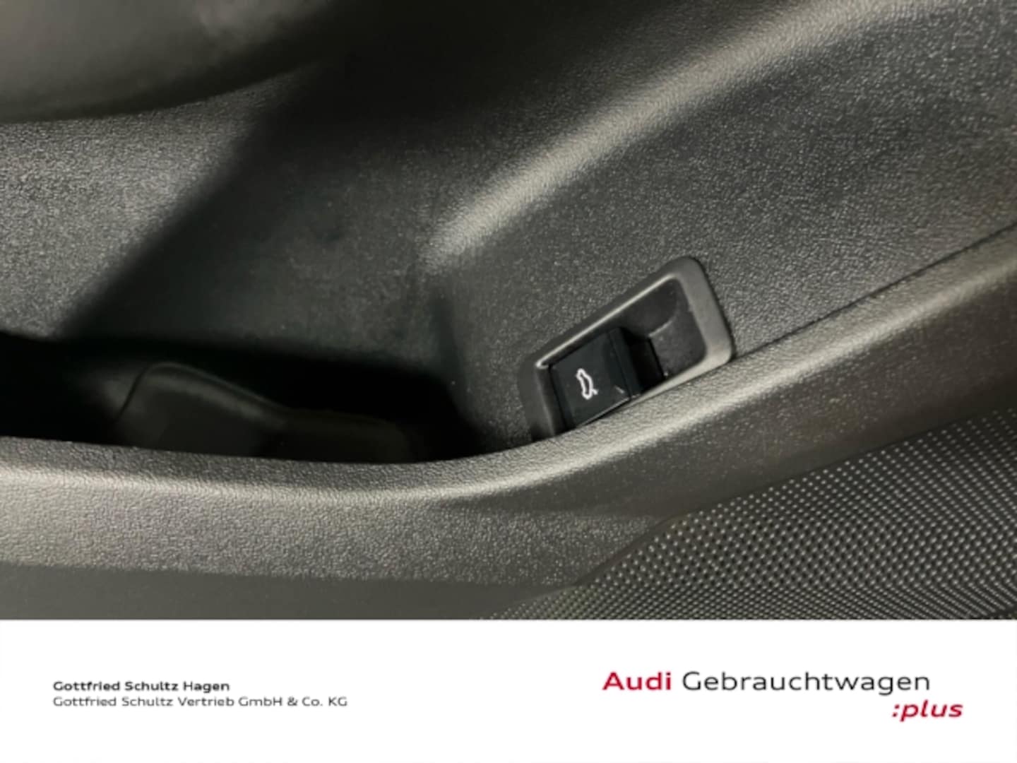 Bild über Audi A5 Avant TDI 150 kW S tronic - für weitere Informationen kontaktieren Sie den Audi Partner