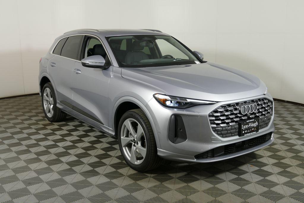 2026 Audi Q5 Premium Plus quattro's photo