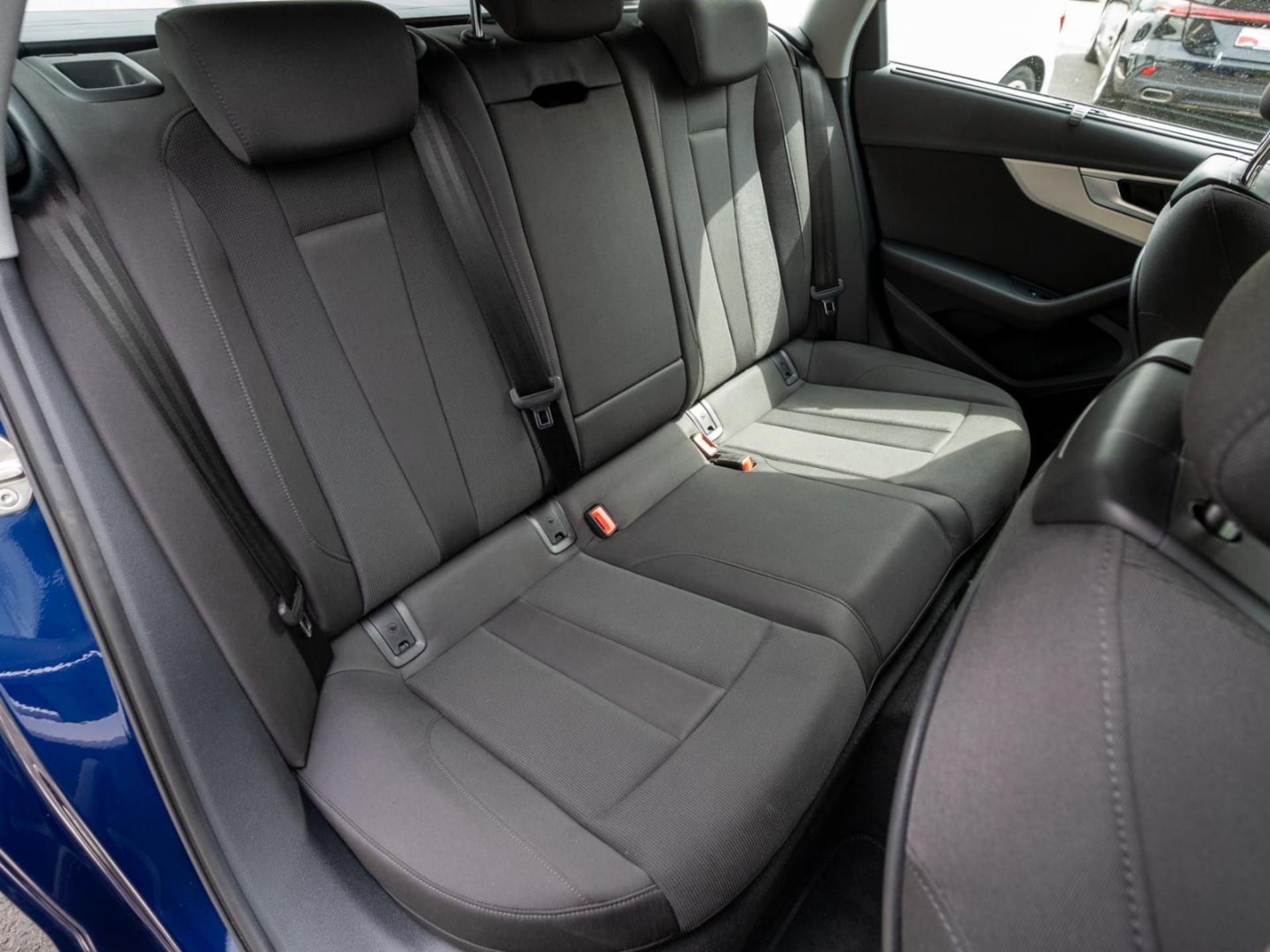 Audi A4 Avant S line