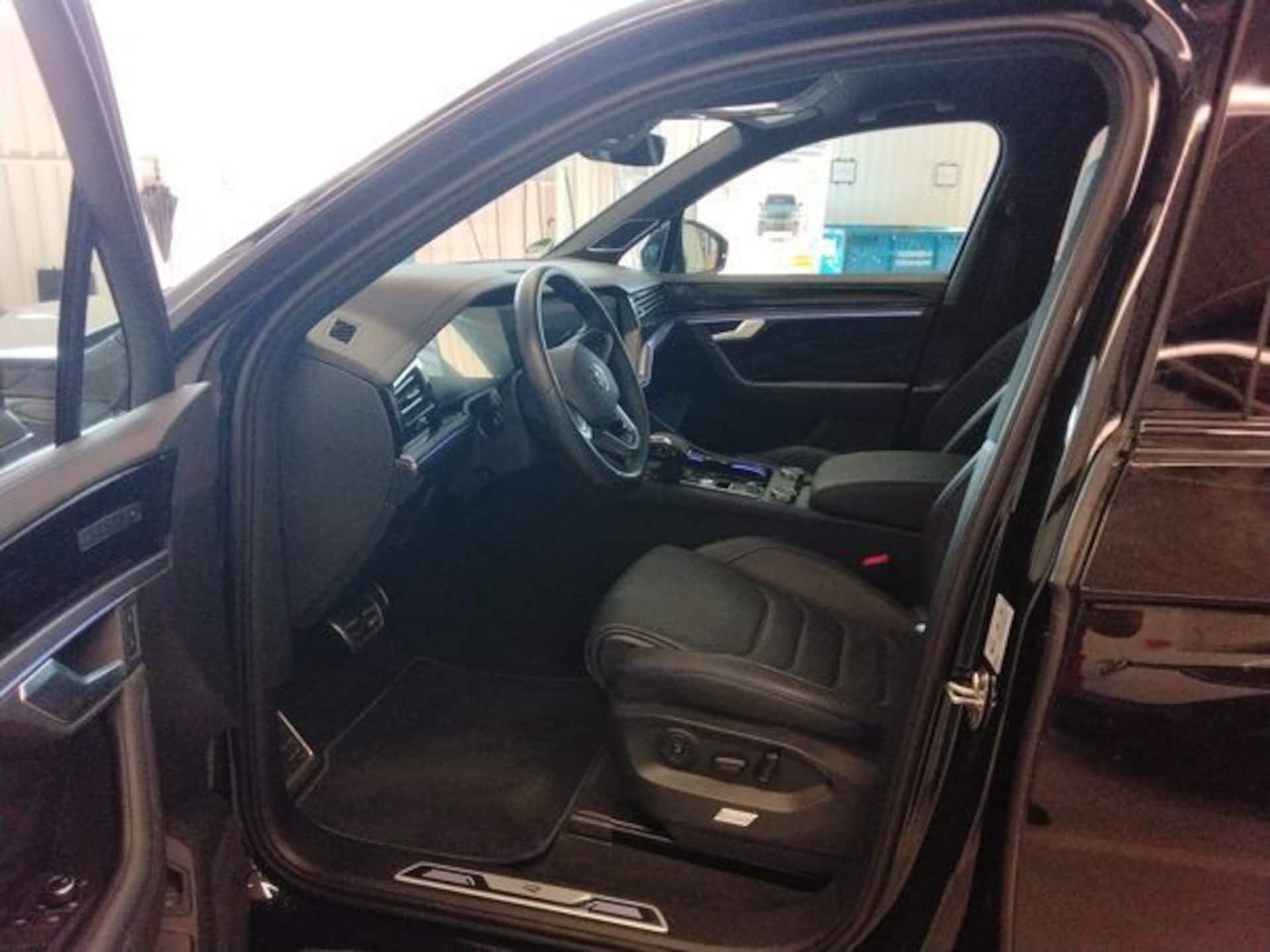Volkswagen Touareg R