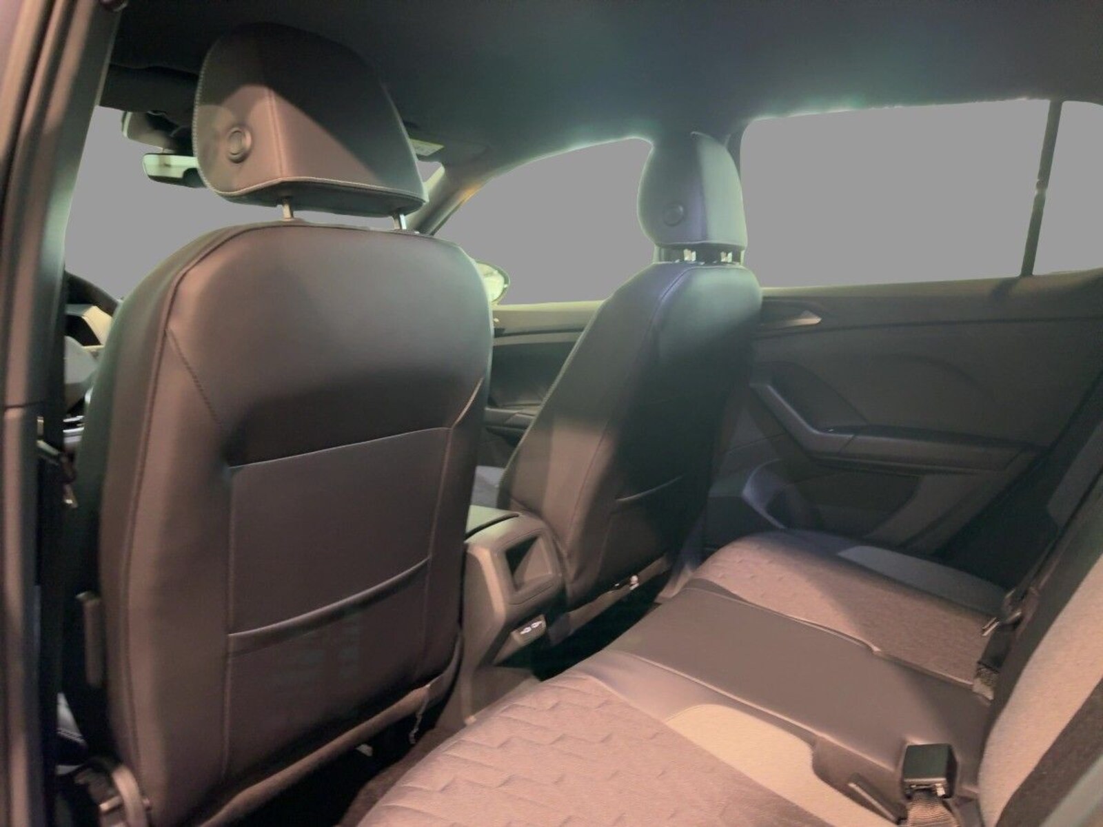 Volkswagen T-Cross – Bild 8