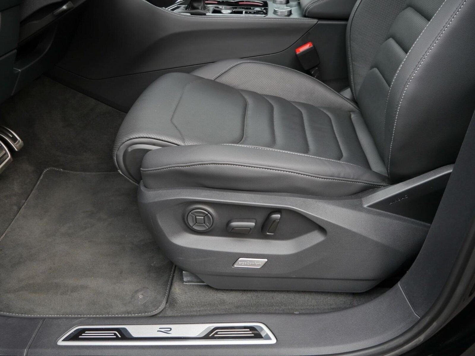 Volkswagen Touareg – Bild 21