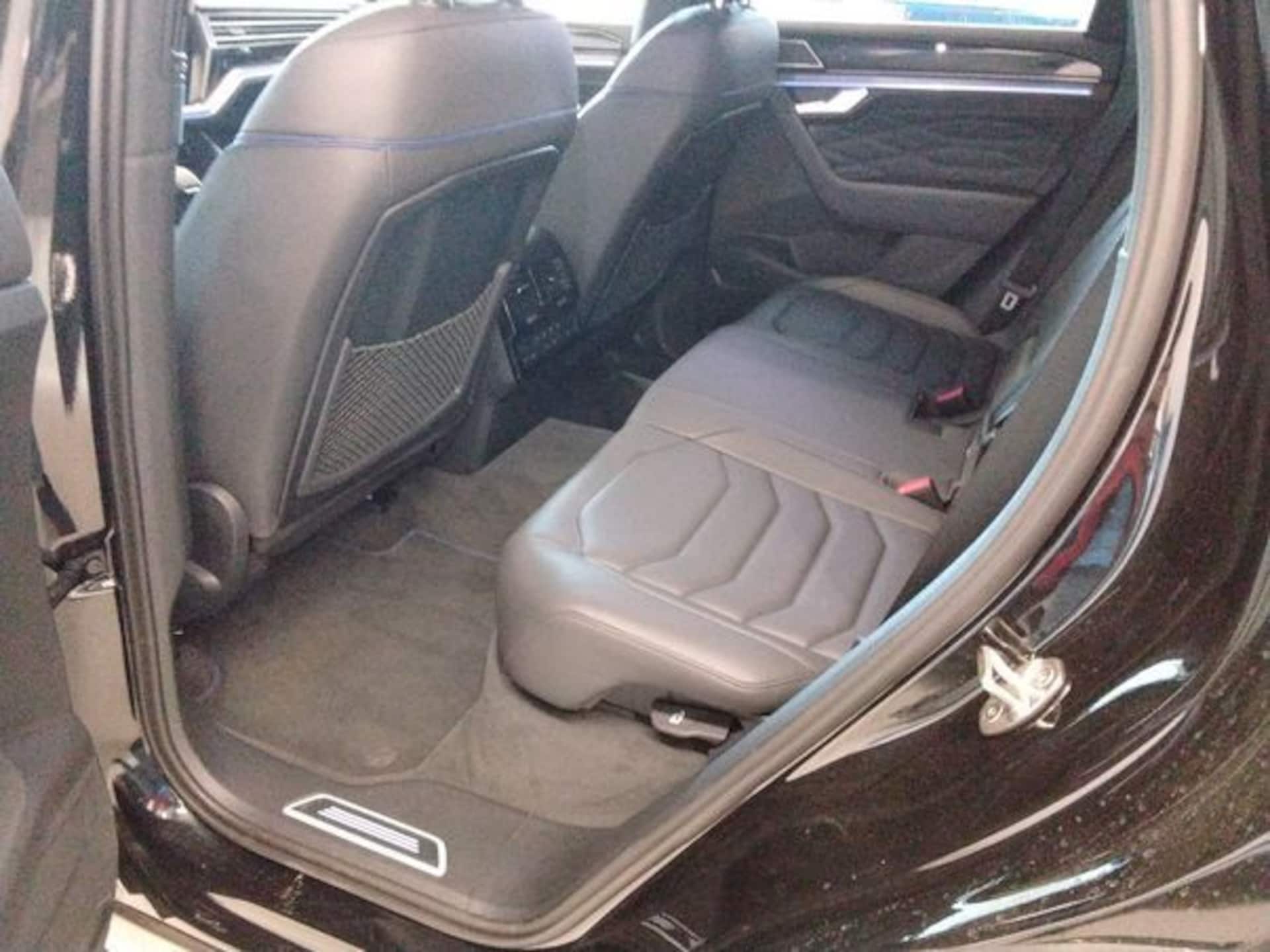Volkswagen Touareg R
