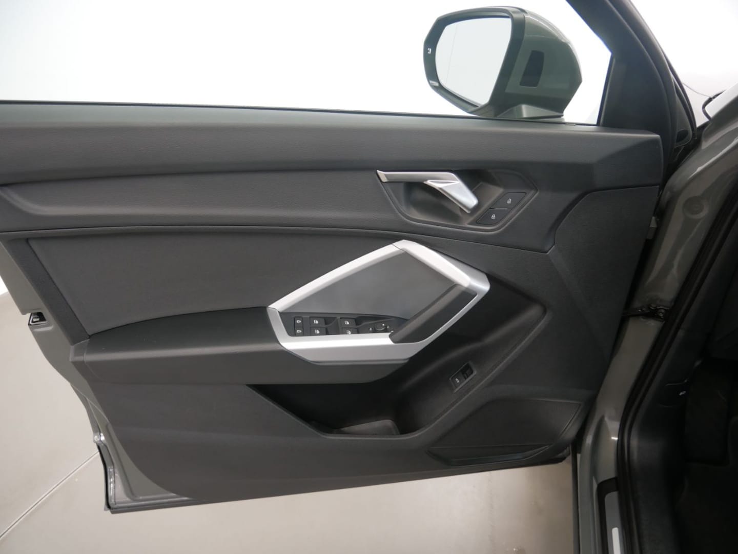 Bild über Audi Q3 TFSI 110 kW S tronic - für weitere Informationen kontaktieren Sie den Audi Partner