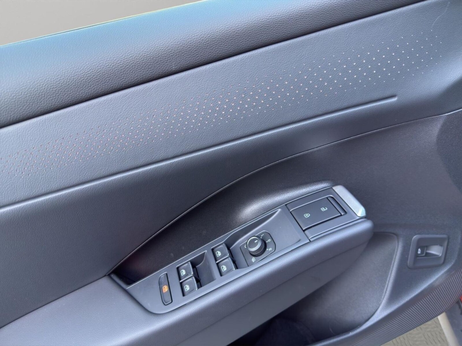 Volkswagen T-Roc – Bild 13