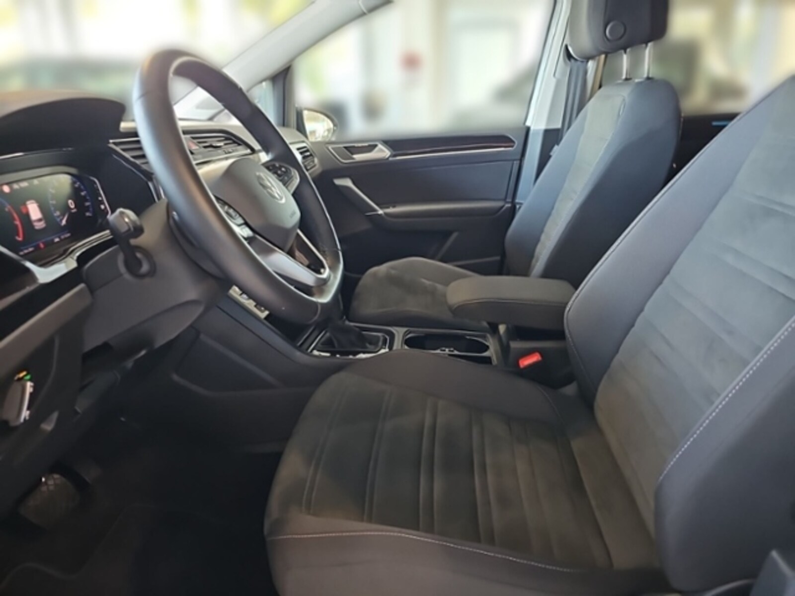 Volkswagen Touran – Bild 9