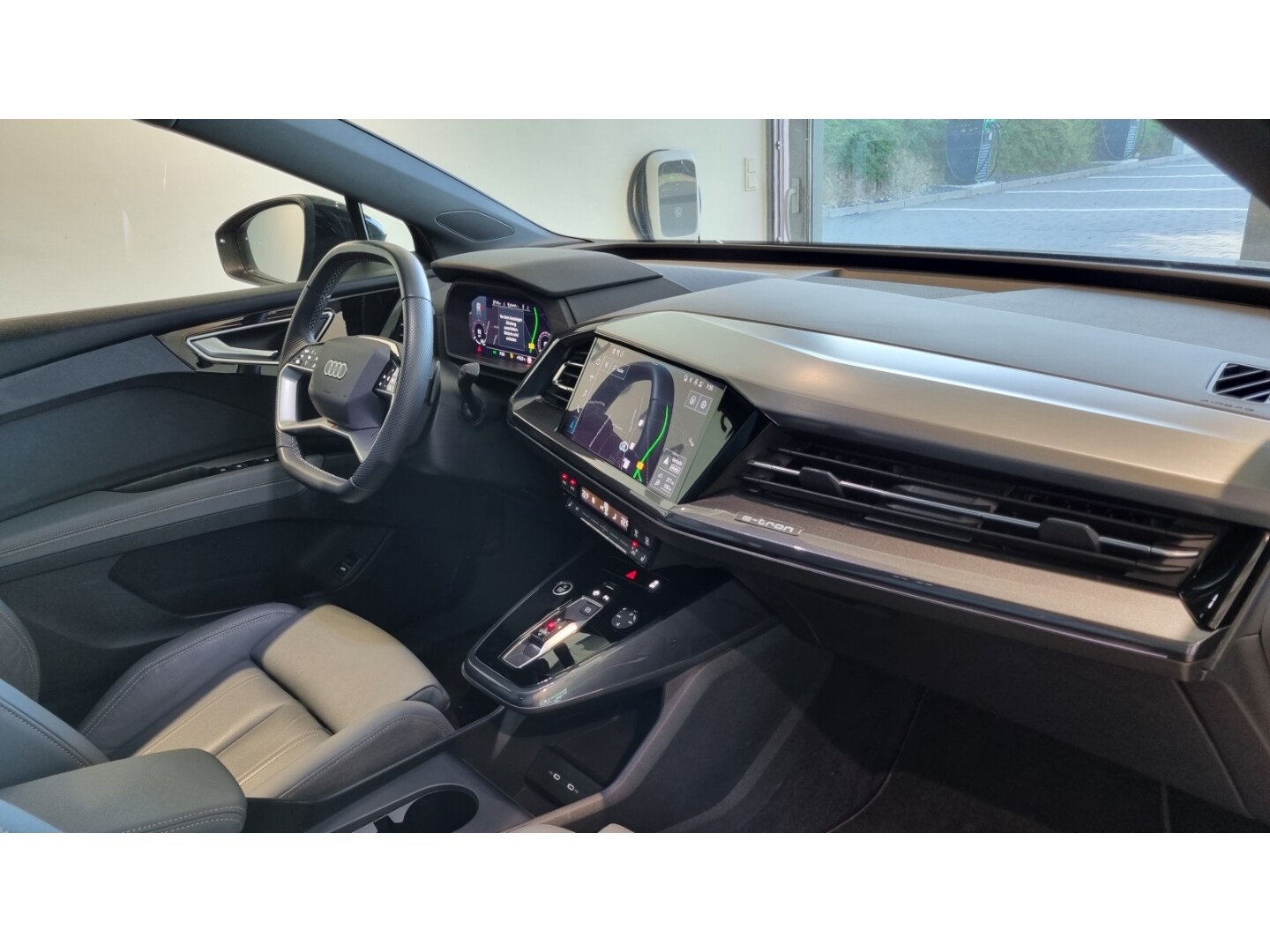 Image about Audi Q4 e-tron 35 e-tron