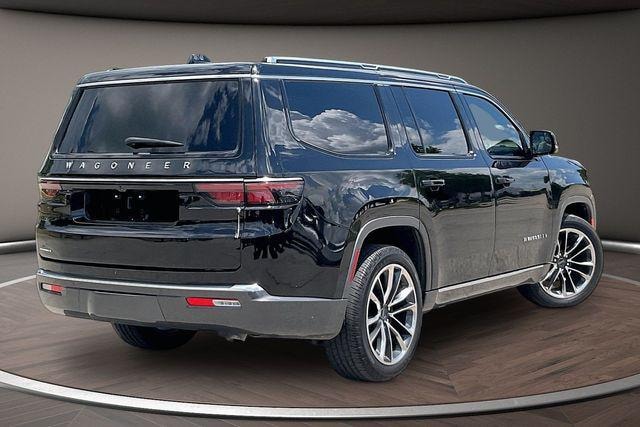 2022 Jeep Wagoneer