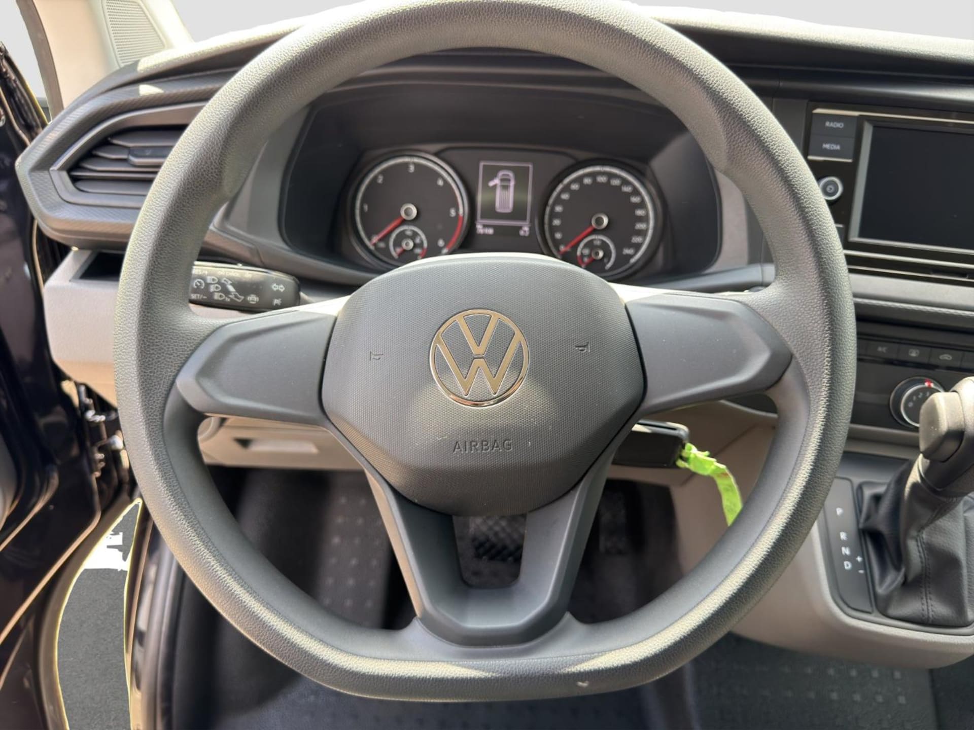 Volkswagen T6.1 Transporter Kombi kurzer Radstand