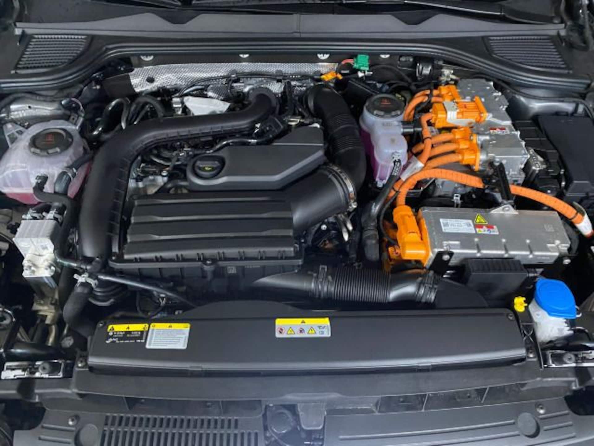 Volkswagen Golf GTE