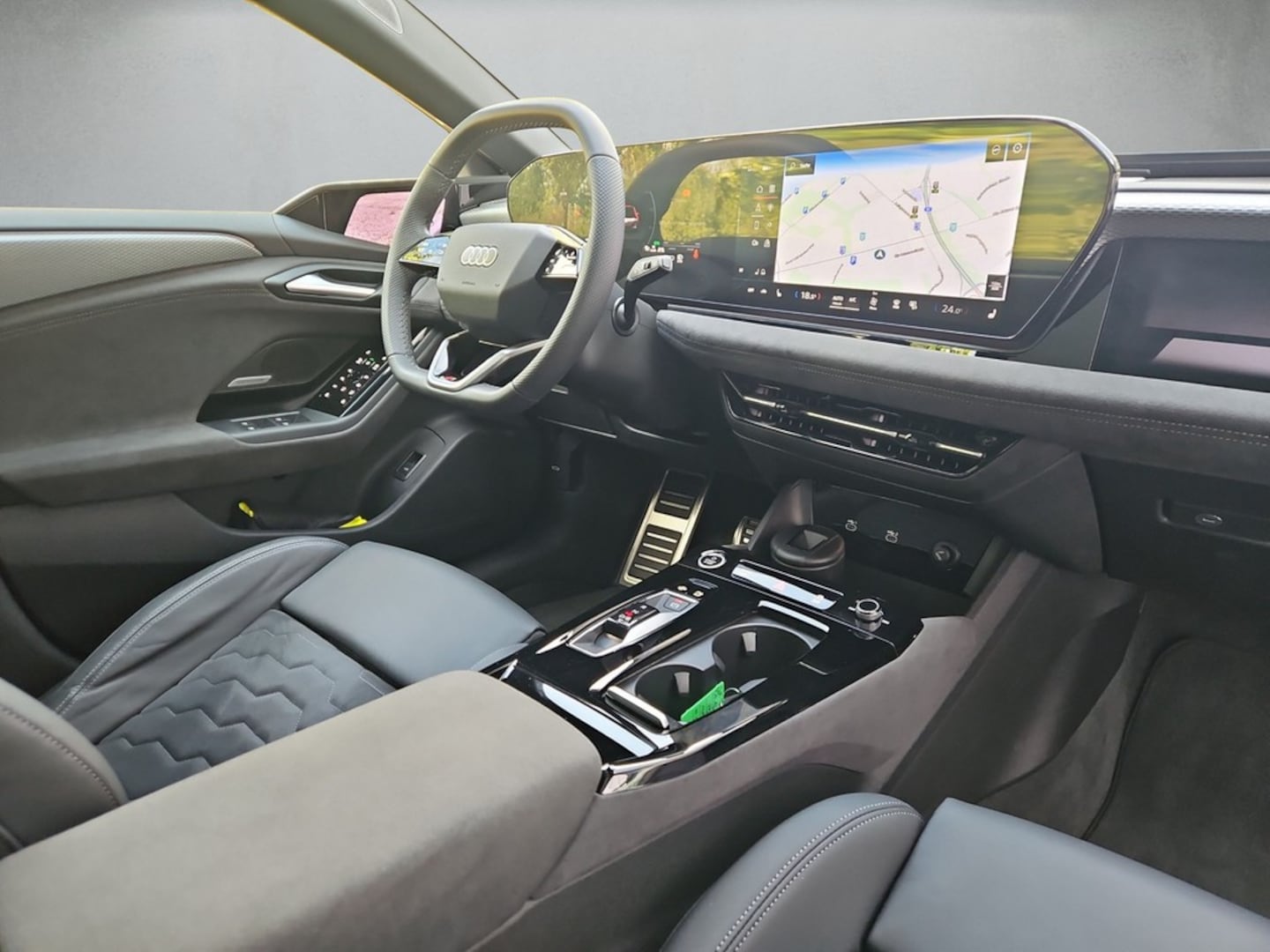 Bild über Audi A6 Avant e-tron e-tron performance - für weitere Informationen kontaktieren Sie den Audi Partner