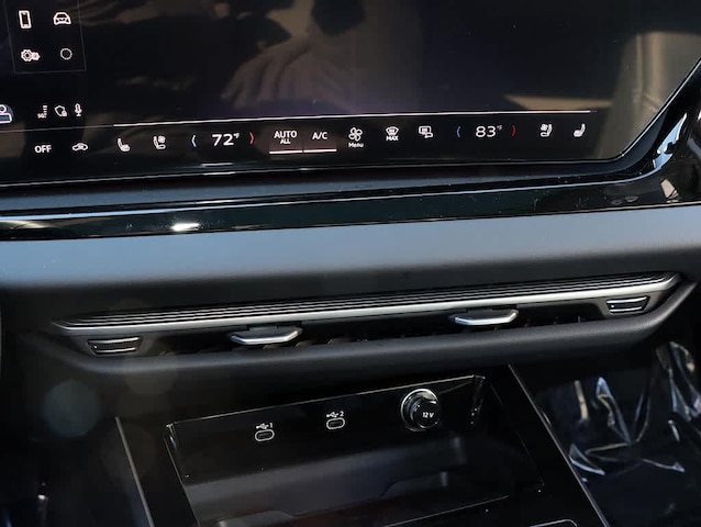 2026 Audi A6 Premium Plus - Photo 23