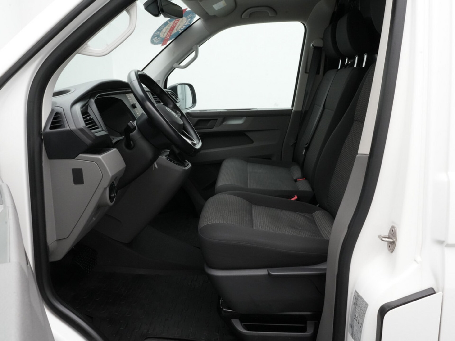 Volkswagen T6.1 Transporter Kasten kurzer Radstand