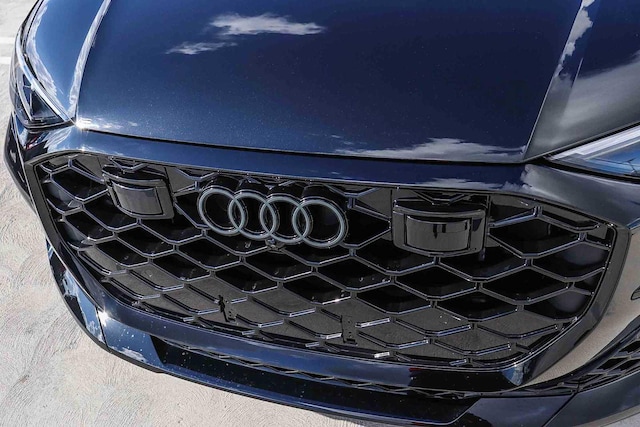2026 Audi RS Q8 Base - Photo 8