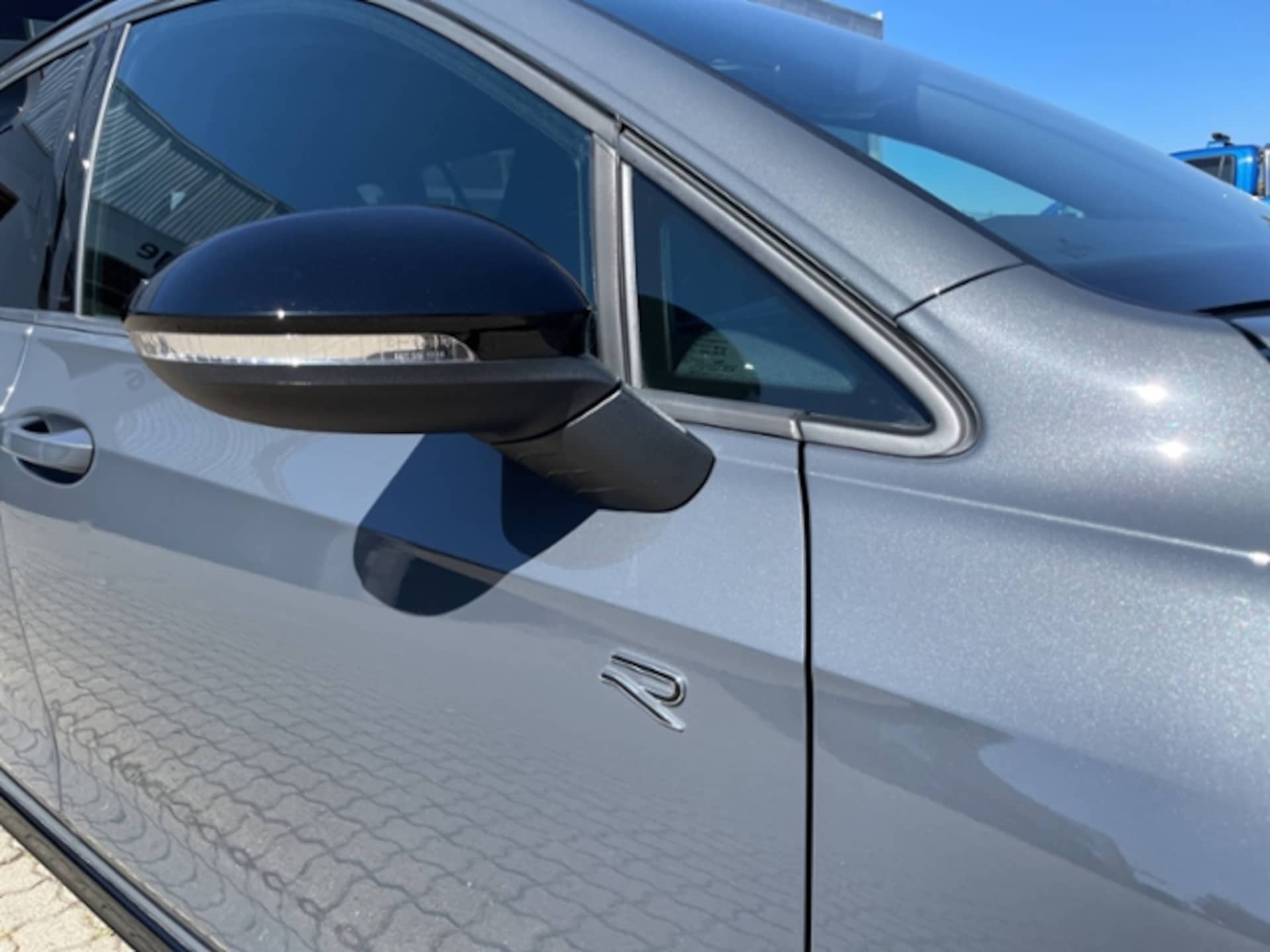 Volkswagen Golf Variant R-Line