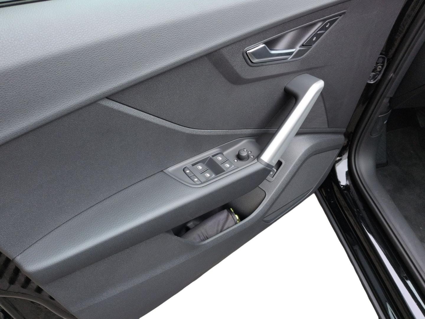 Bild über Audi Q2 30 TFSI Schaltgetriebe - für weitere Informationen kontaktieren Sie den Audi Partner