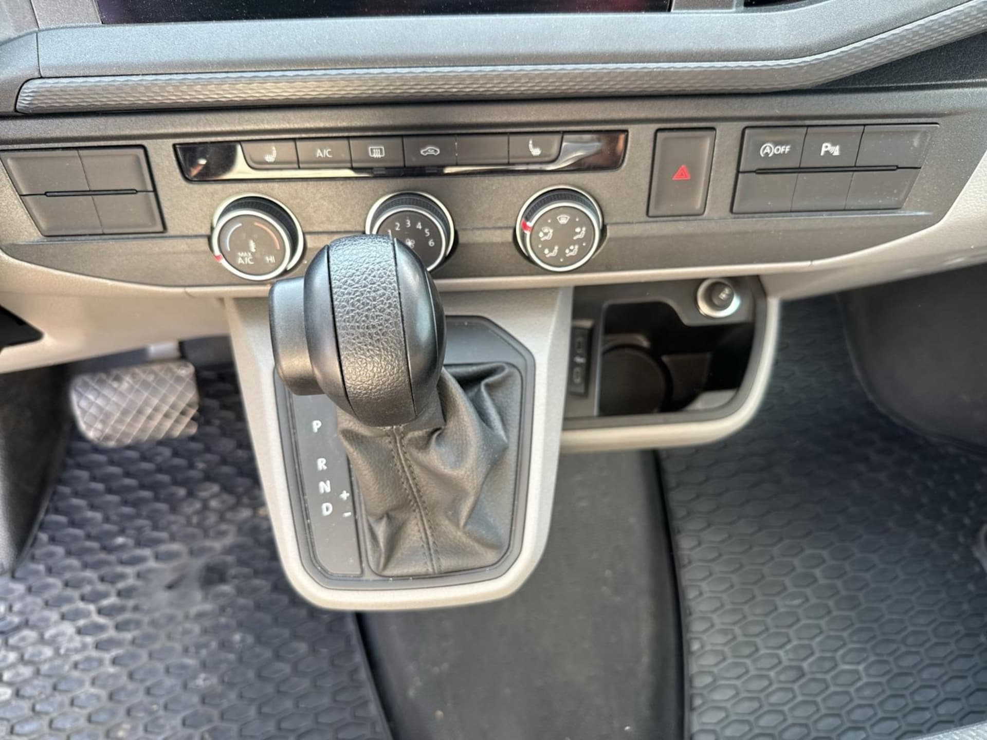 Volkswagen T6.1 Transporter Kasten kurzer Radstand