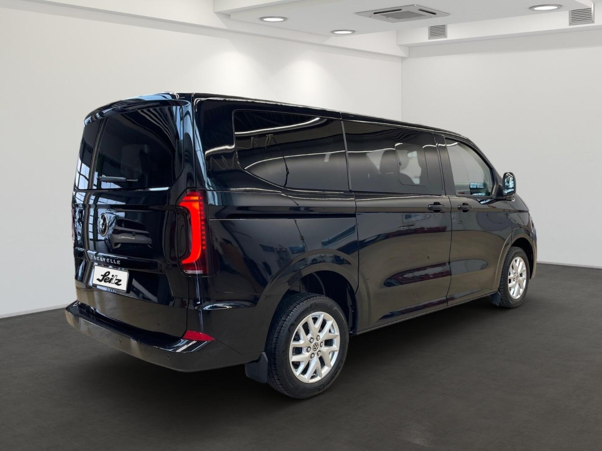 Volkswagen Caravelle Style