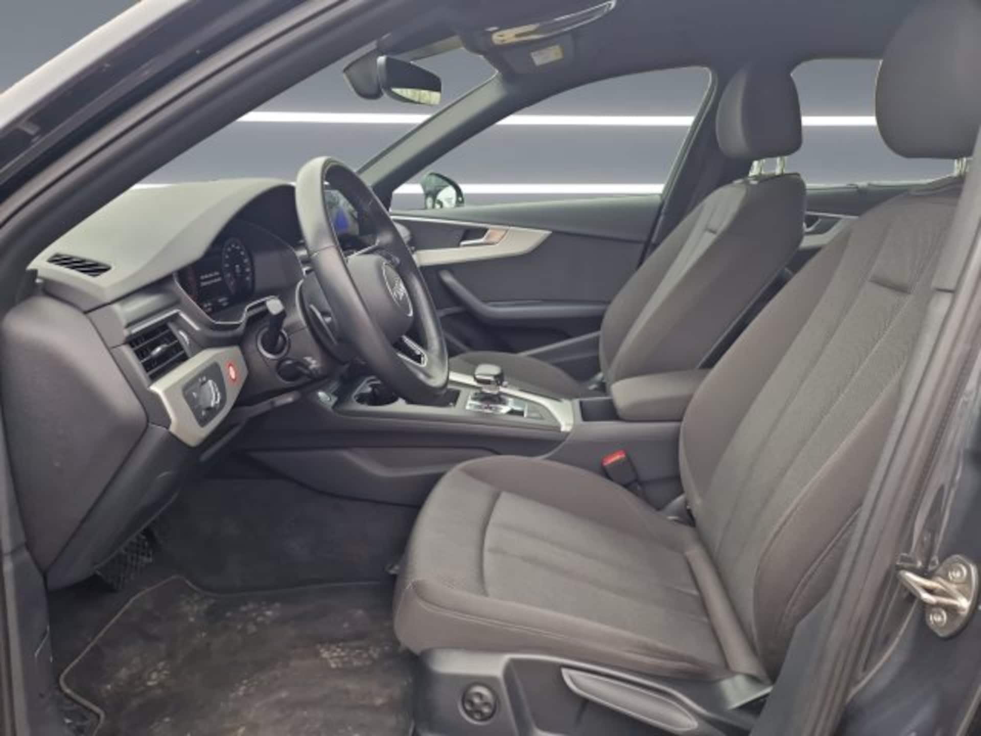Audi A4 Limousine Advanced