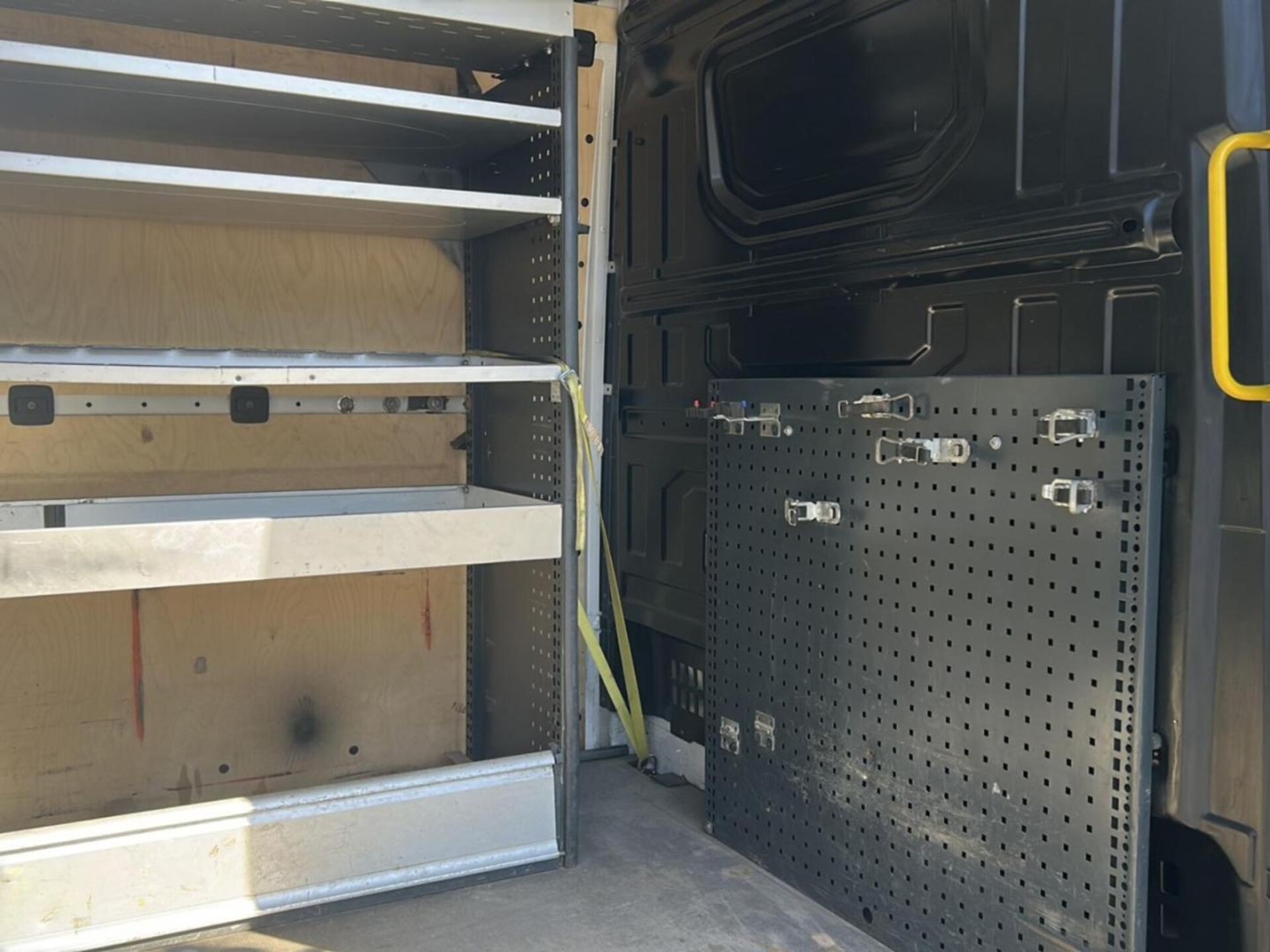 Volkswagen Crafter Kasten mittlerer Radstand