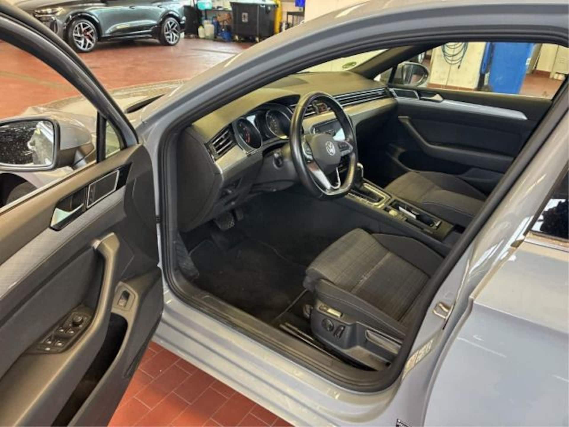 Volkswagen Passat Variant Business
