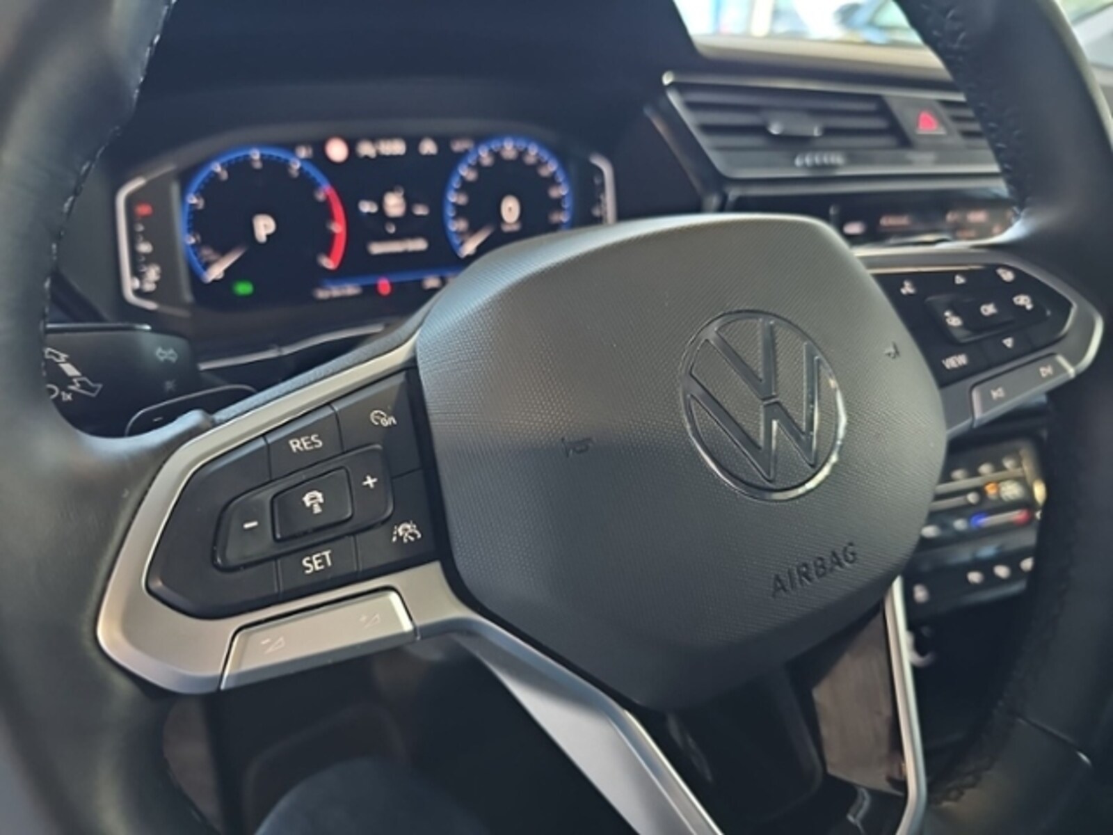 Volkswagen Touran – Bild 17