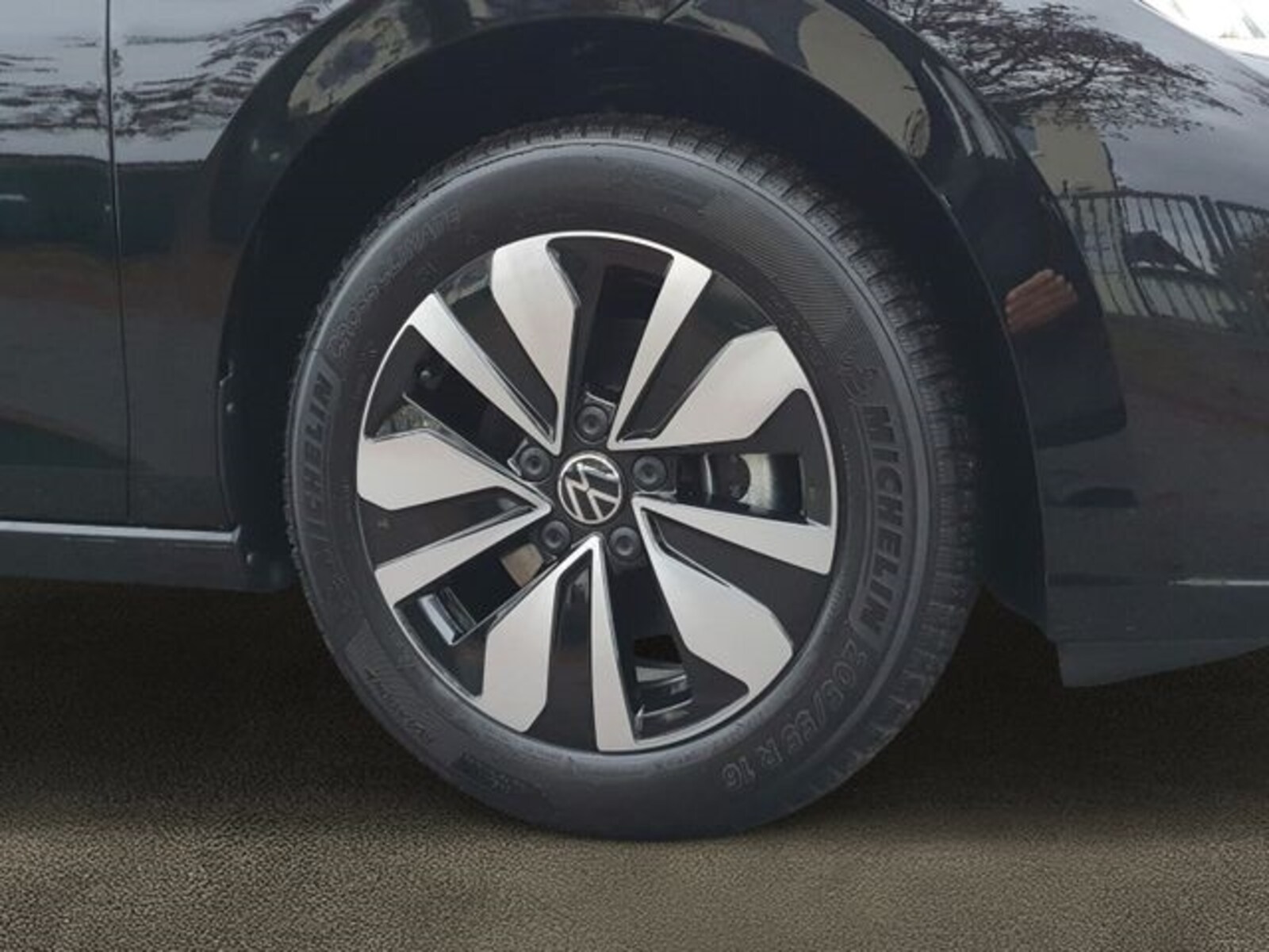 Volkswagen Golf Variant – Bild 8